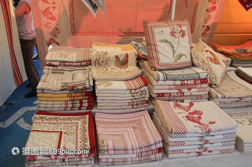 當(dāng)?shù)厥袌?chǎng)紡織品與針織品原料批發(fā)觀察